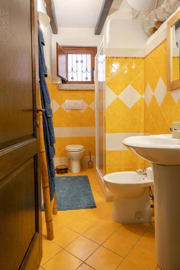 Hotel Amsicora 8 Lt Olbia Pokoj fotografie